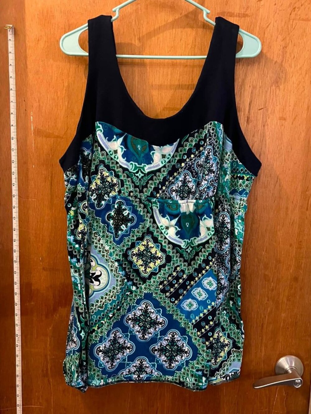 Size 3X(22/24W) - Faded Glory - Black and Blue Sleeveless Knit Tank Top
